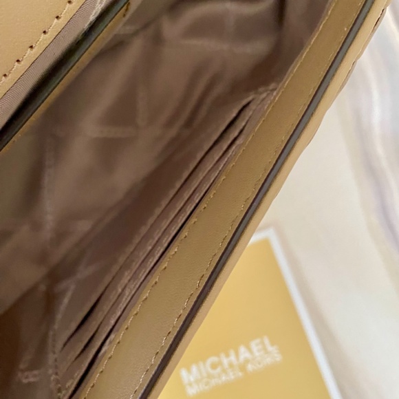 NEW! Michael Kors Tribeca Small Hand-Woven Leather Shoulder Bag Camel $398 - Picture 8 of 15